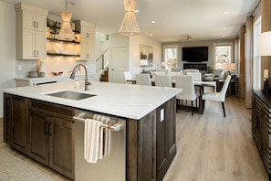 Interior - The Haven on Hibiscus (Greer)