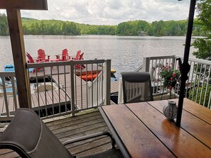 Outdoor dining - Bancroft area, foosball, pool table, arcade, badminton and more.... (FARA)