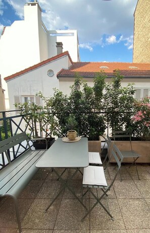 Outdoor dining - Dupleix Familial (Boulogne-Billancourt)