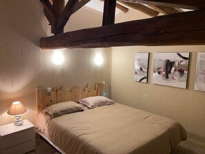 5 chambres, fer et planche Ă repasser, Wi-Fi, literie fournie