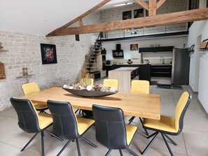 Dining - Villa Exceptionnelle Pour des Moments de Détente à 20 Minutes de LA Rochelle (Andilly)