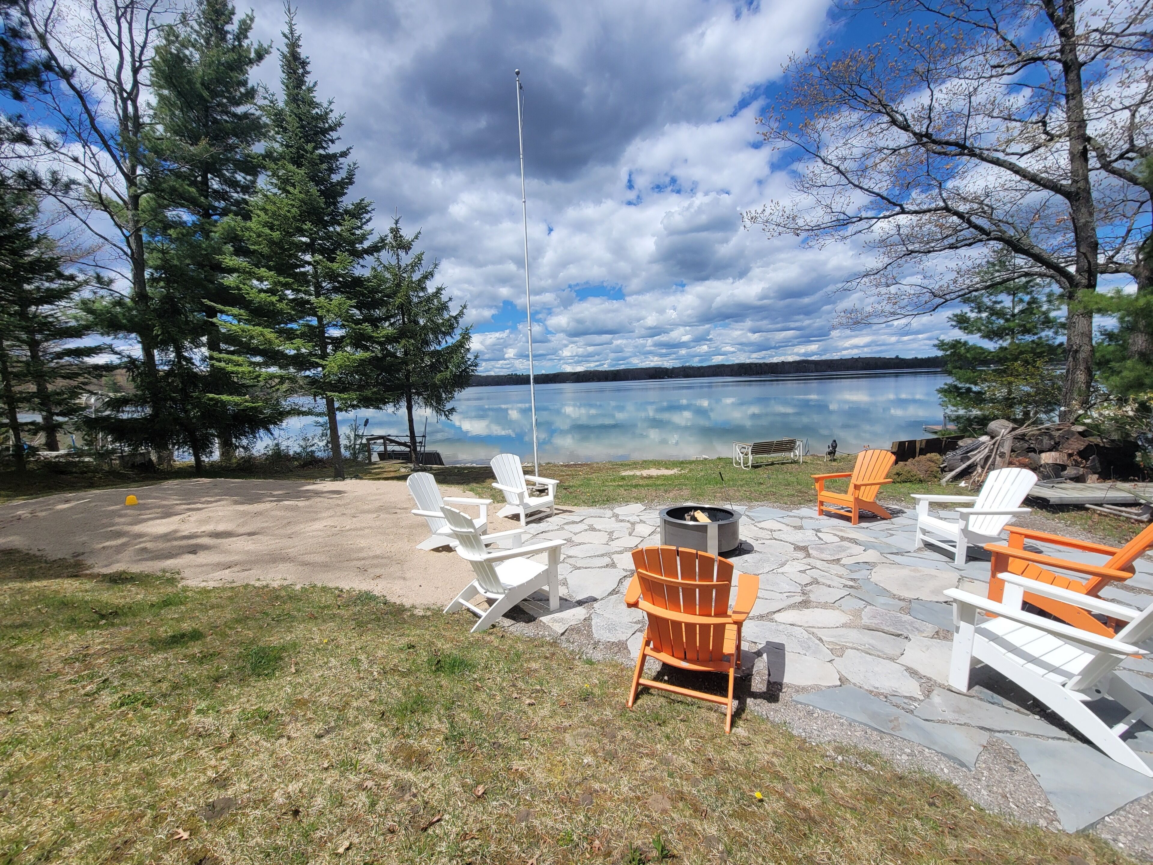 Sandy Bottom Lakefront Cabin on all sports BIG BEAR LAKE, JOHANNESBURG, MICHIGAN