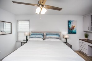 3 chambres, fer et planche à repasser, Wi-Fi gratuit, draps fournis