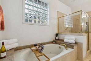 Shower, hair dryer, towels, soap - Spacious 4BR/4.5BA, Pool & Heated Spa, Close Proximity to Dining, Shopping & Fun (Plano)