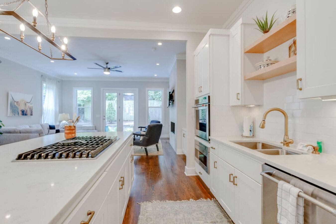 Fridge, microwave, dishwasher, coffee/tea maker