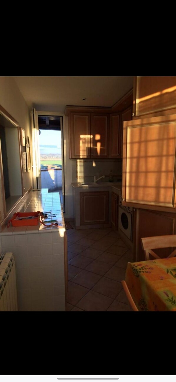 Geladeira, fogão, cooktop