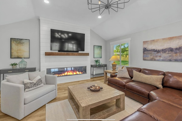 Een smart-tv en een open haard