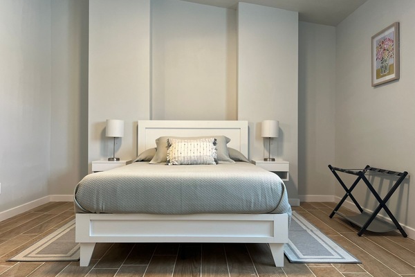 2 bedrooms, iron/ironing board, travel crib, free WiFi