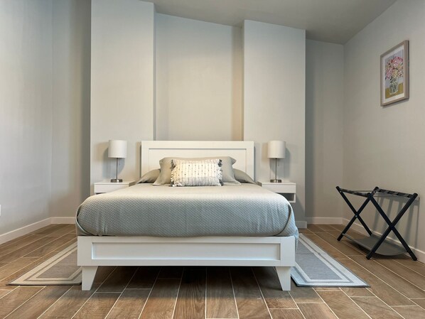 2 bedrooms, iron/ironing board, travel cot, free WiFi - Updated home strategically close to everywhere you want in El Paso and Cd Juárez (El Paso)