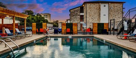 Pool