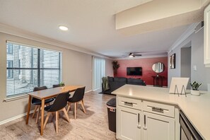 Interior - Chill 2B Getaway | 10min > DTWN | W/D, Pool, Prkg (Austin)