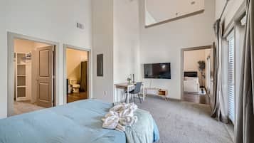 2 chambres, bureau, fer et planche à repasser, Wi-Fi gratuit