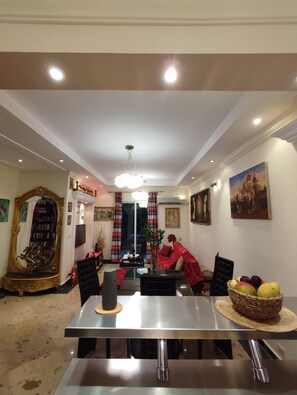 Dining - Extremely private Villa with pool and garden, access to private beach. (Hurghada)