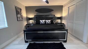 2 bedrooms, iron/ironing board, free WiFi, bed sheets