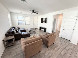 TV connectée, cheminée