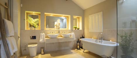 Honeymoon Studio Suite, 1 King Bed with Sofa bed, Refrigerator | Bathroom