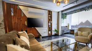 Televisi LCD 32-inci dengan saluran TV satelit