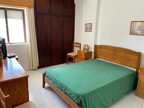 1 bedroom, iron/ironing board, travel crib, free WiFi