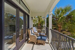 Terrace/patio - 4BR, Golf Cart incl., Hot Tub - close to the beach (Santa Rosa Beach)