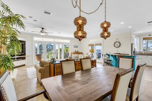 Interior - 4BR, Golf Cart incl., Hot Tub - close to the beach (Santa Rosa Beach)