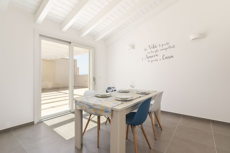 TV LED 42 pollici con canali digitali. Bcolors Rooms