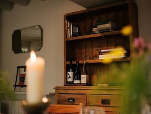 Interior - A peaceful cottage & garden near Ballydehob (Ballydehob)