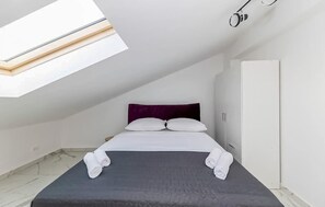 3 habitaciones, cuna de viaje, wifi gratis y ropa de cama