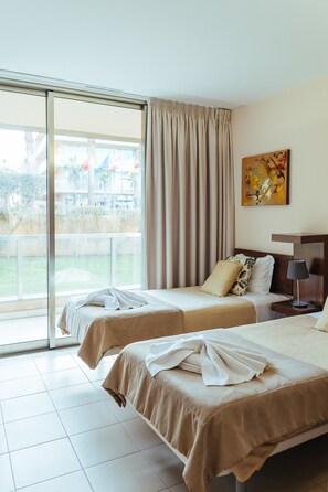 2 soverom, strykejern/-brett, wi-fi og sengetøy