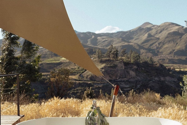 CARPA REFUGIO | Banheiro | Banheira e chuveiro separados, chuveiro com efeito de chuva