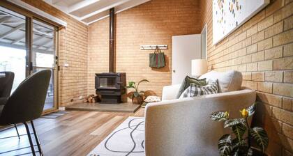 Stylish home to accommodate everyone. Only minutes away from town centre.