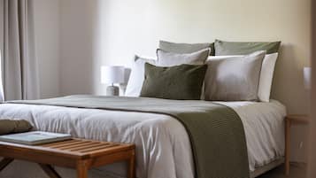 4 bedrooms, iron/ironing board, travel cot, free WiFi