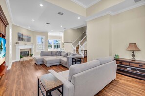 Smart TV, fireplace, video games, table tennis