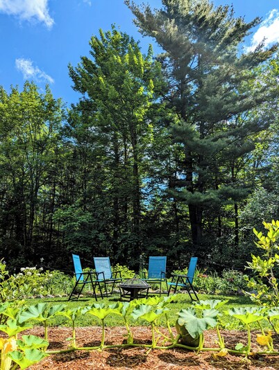 Adventure Awaits at the Alpine Apartment! Explore All Year Round!