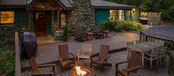 Mountain Mindset: Pup Friendly + Trail