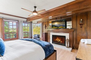 4 soverom, strykejern/-brett, wi-fi (inkludert) og sengetøy