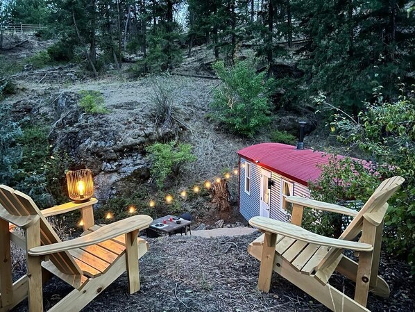 Property grounds - Runaway Express Coach (Oliver)