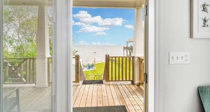 Private Oceanfront with Hot Tub