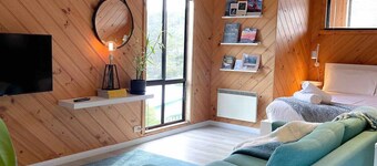 The Coles Bay Studio - Centrally located in Coles Bay.