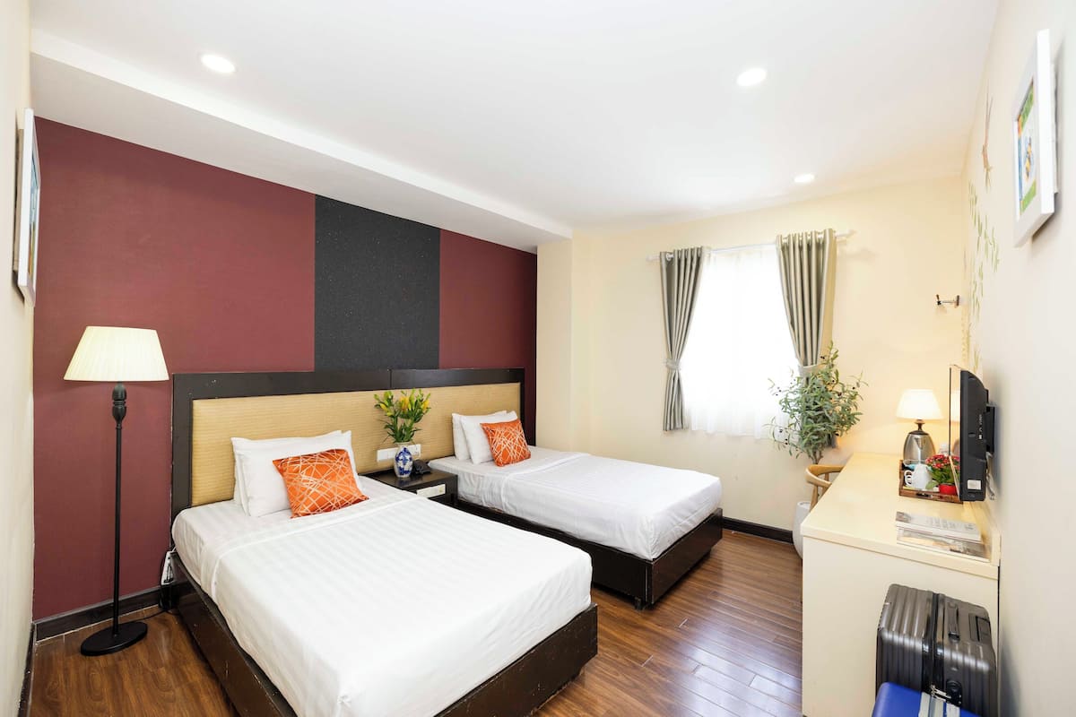 Deluxe Double or Twin Room | Premium bedding, in-room safe, desk, laptop workspace