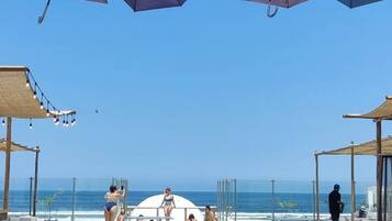 Children’s play area – outdoor