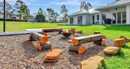 Tranquil Vista Luxury Estate - Your Ultimate Weekend Haven