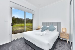 7 Schlafzimmer, Bügeleisen/Bügelbrett, kostenloses WLAN, Bettwäsche
