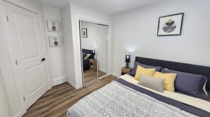 2 عدّة غرف نوم ومكتب وواي فاي مجانًا