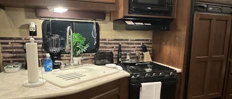 Microwave, oven, stovetop