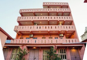 Front of property - The French Villa (Puducherry)