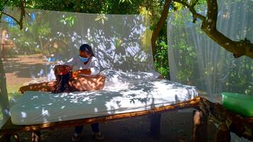 Massage in accommodation