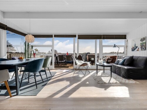 "Sylvia" - 450m from the sea by Interhome