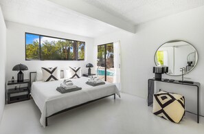 3 soverom, strykejern/-brett, wi-fi og sengetøy