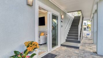 Apartment (Maritime Place Unit A) | Exterior