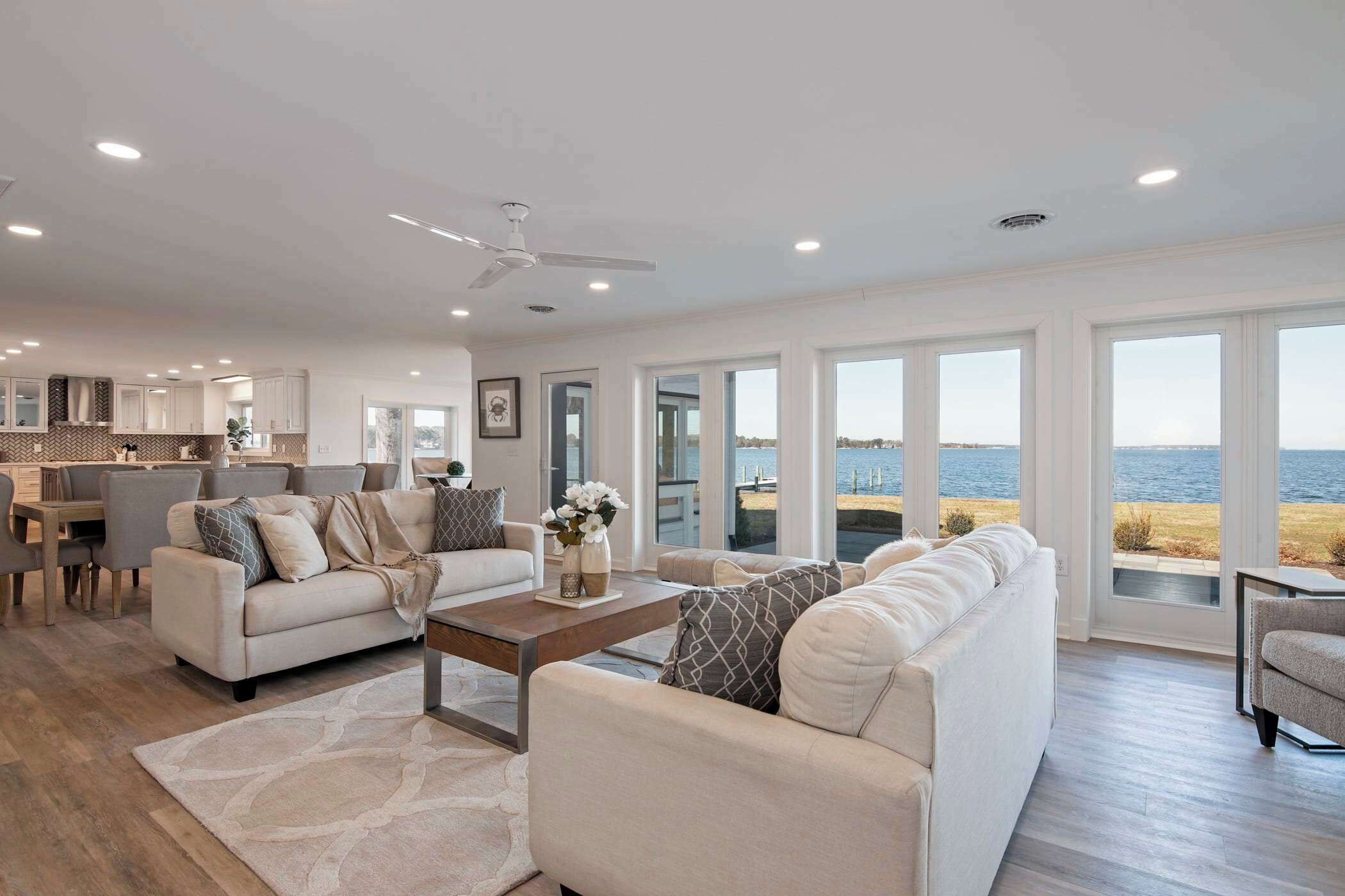 Télévision, espaces bureaux